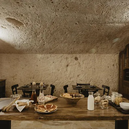 Aque Cave 3* Matera